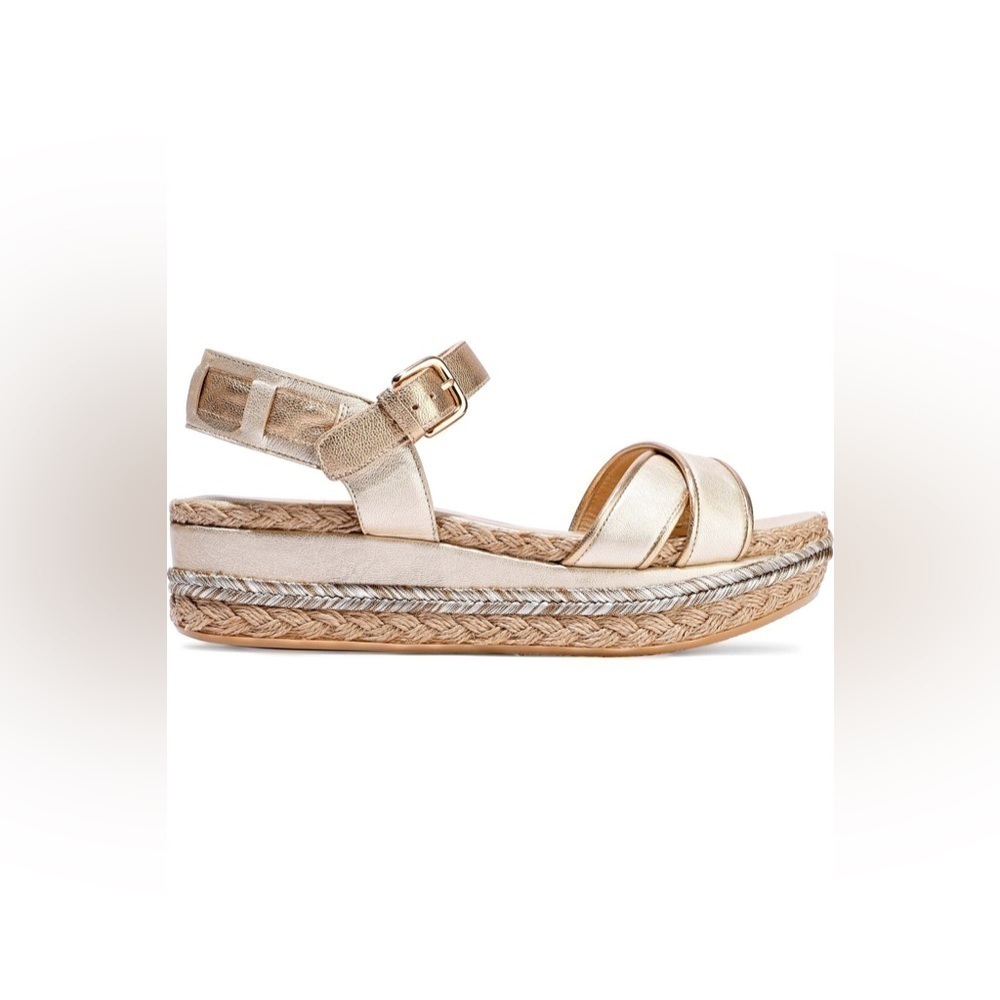 NWOB Stuart Weitzman Espadrille Sandals size 39
